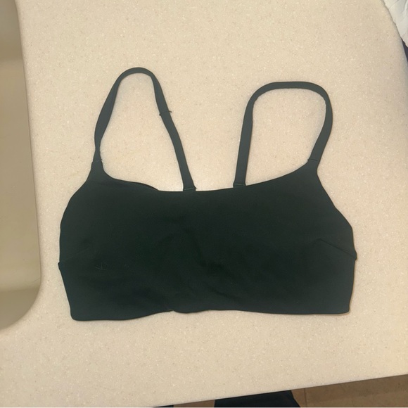 lululemon athletica Other - Lululemon Wunder Train Strappy Racer Back Bra
